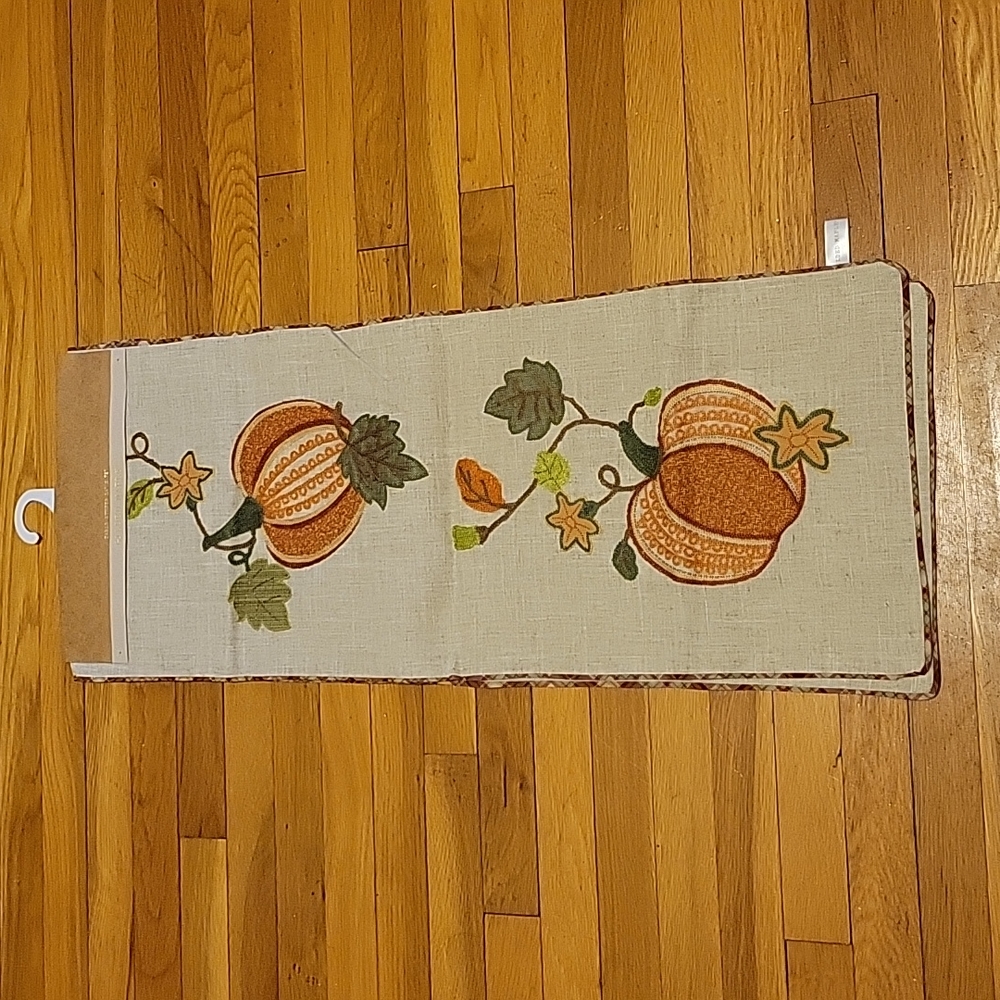 Gilded Maple Embroidered Thanksgiving Pumpkin Table Runner 14" x 72"